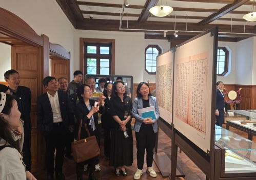 图四.jpg 图四.jpg