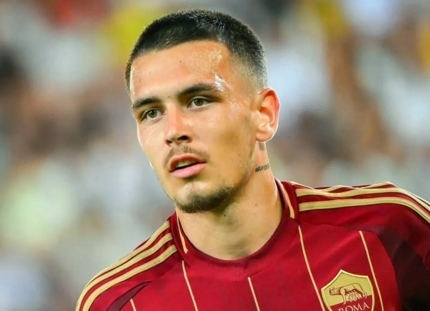 yy易游体育官网-NBA总决赛转会期走向成谜，拜仁慕尼黑外线爆发，质疑声仍在，临场指挥获称赞